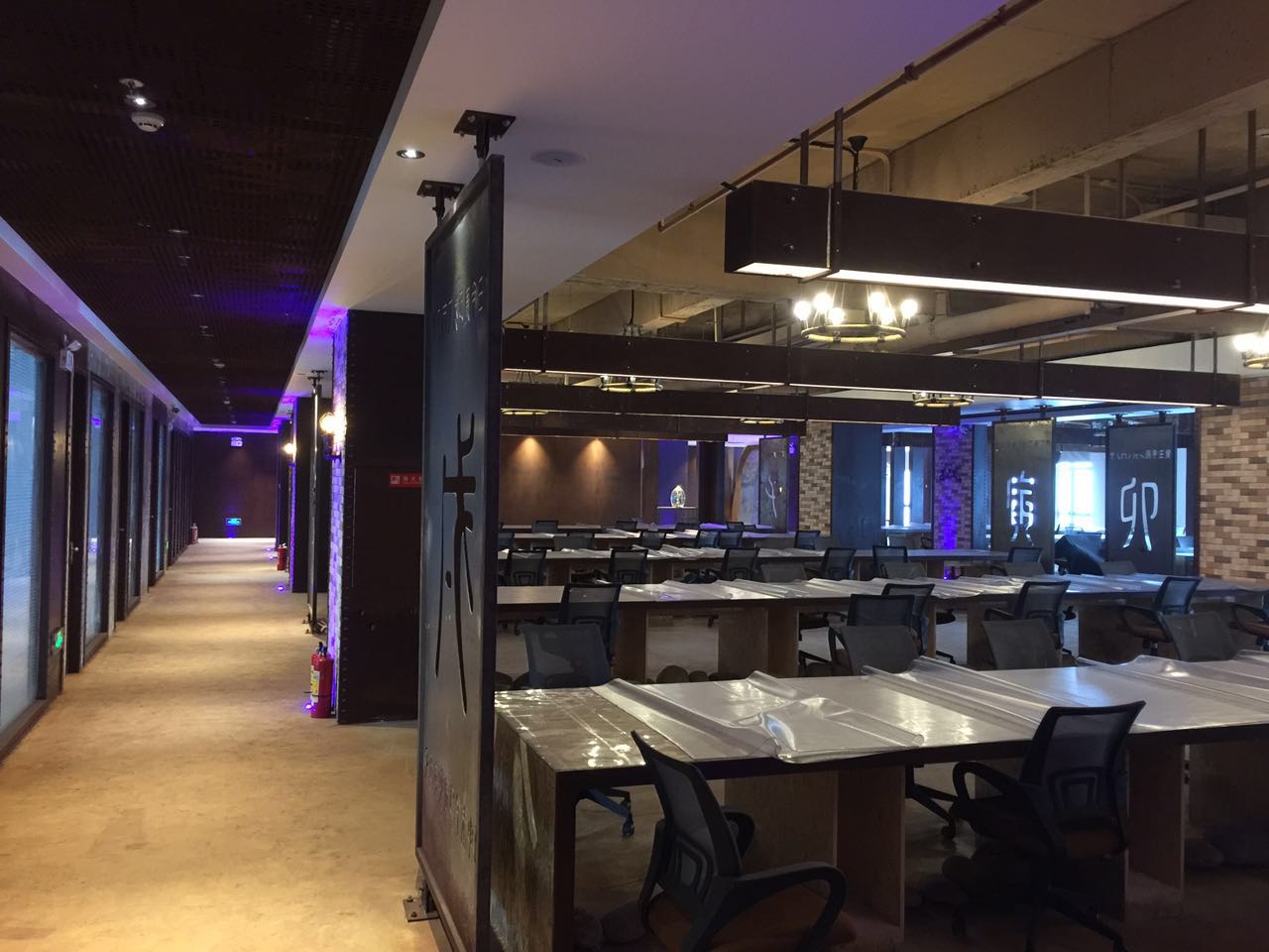 深圳辦公室裝修m.hbsxty.com