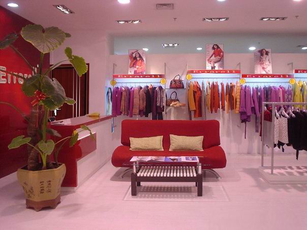 深圳龍崗服裝店裝修公司