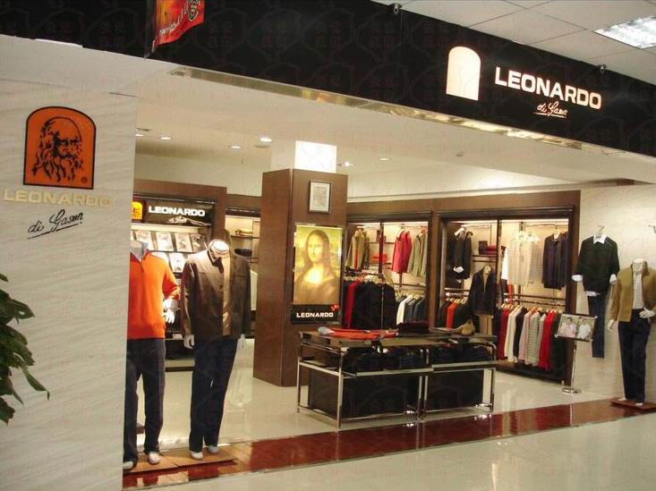 深圳布吉服裝店裝修公司